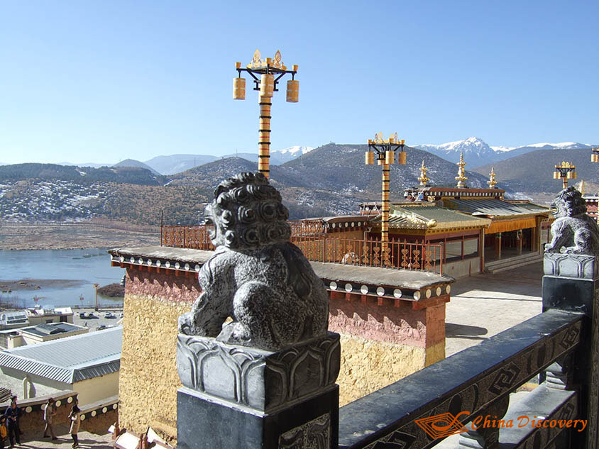 Sumtseling Monastery in Typical Tibetan Style in Shangri-La, Photo Shared by David, Tour Customized by Wendy
