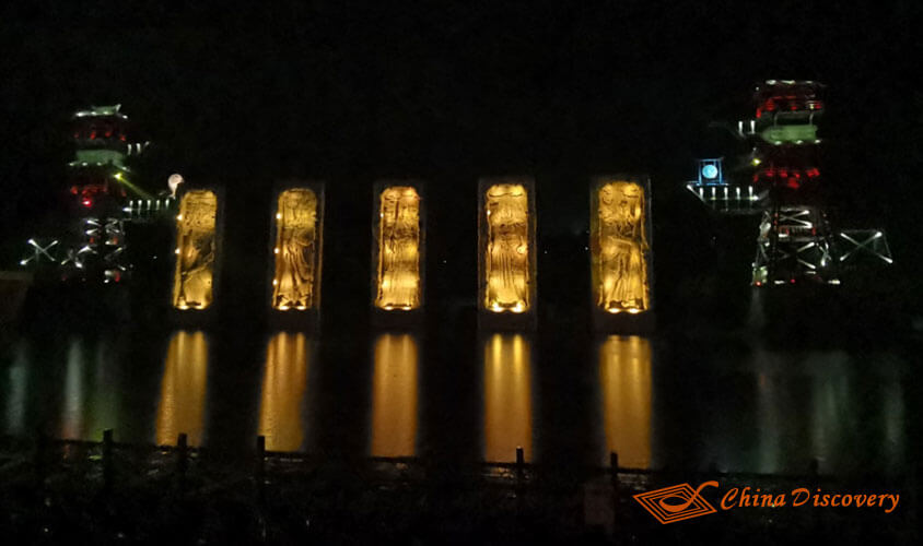 The stage of Three Kingdoms Open Air Show Downstream Yangtze River Cruise Tour