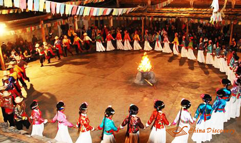 Bonfire party Yunnan Tour