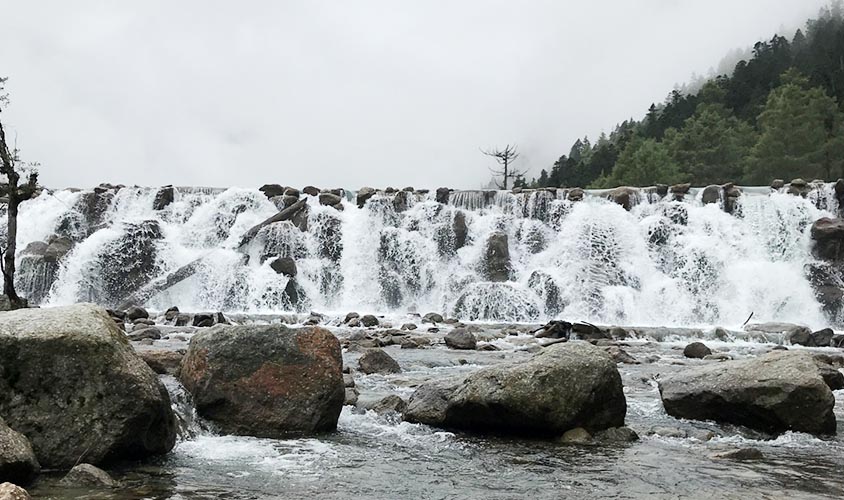 Feiliu Waterfall in Bipenggou Valley