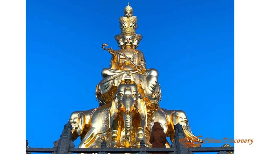 The Golden Summit Leshan & Mount Emei Tour