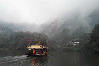 Dujiangyan Mount Qingcheng Tour