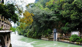 Dujiangyan Trip Blog