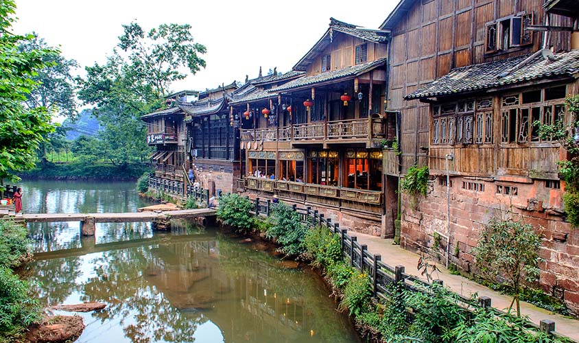 Shangli Ancient Town Tracy 2 Days Ya'an Tour from Chengdu