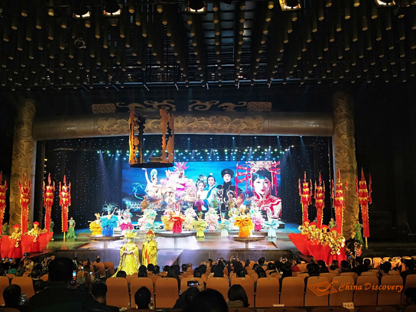 Grand Huizhou Show Four Days Yangtze River Cruise