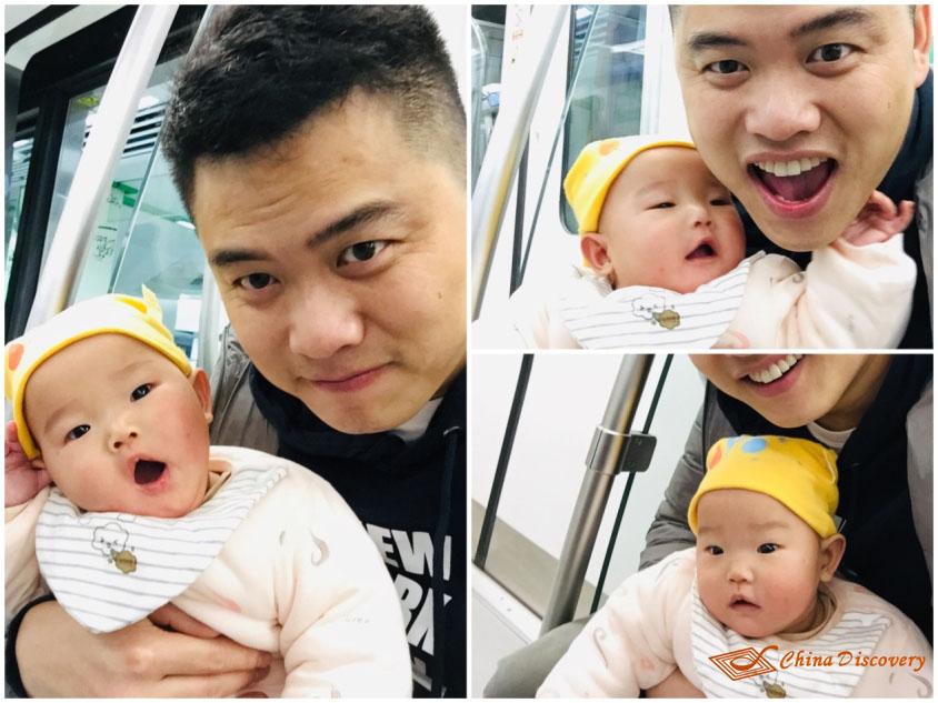 Selfie with Baby Girl on the Earliest Subway in Chengdu Chengdu to Guilin Trip