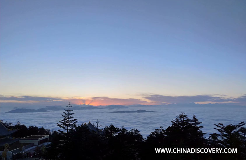 Mount Emei Travel Blog