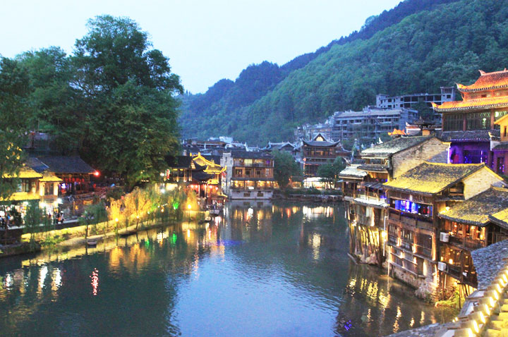 Fenghuang Tour