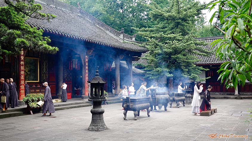 Wenshu Monastery, Photo Shared by Marcin, Tour Customized by Lily