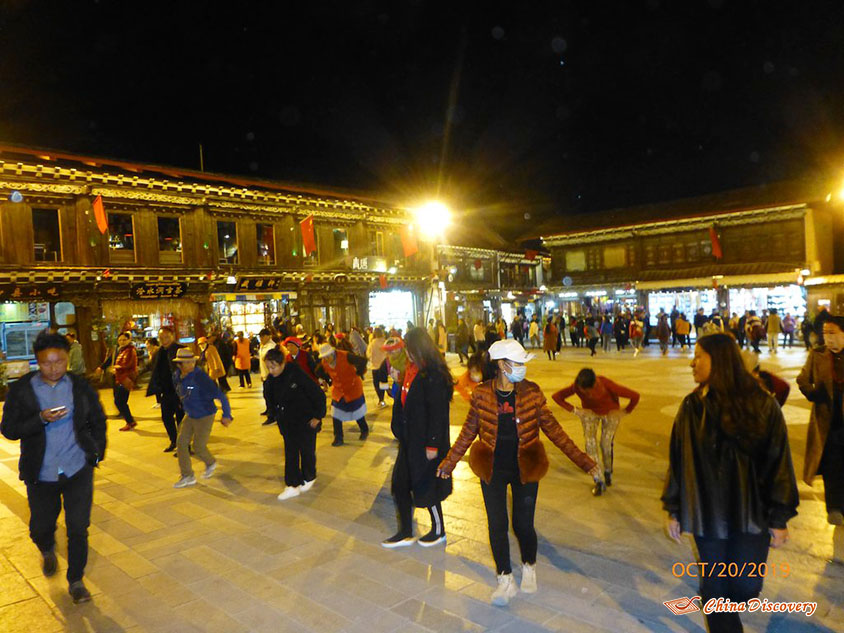 Dancing at Arro Khampa, Photo Shared by Steve, Tour Customized by Leo