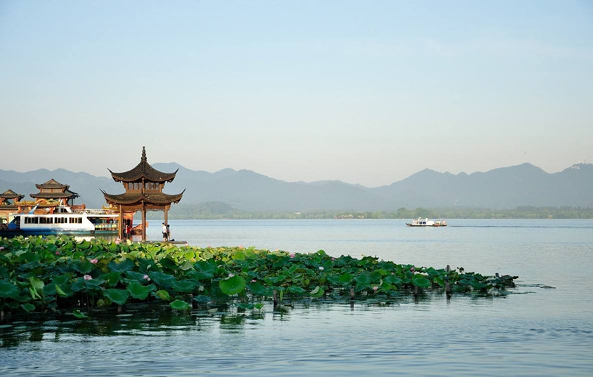 West Lake in Hangzhou, Tour Customized by Jack