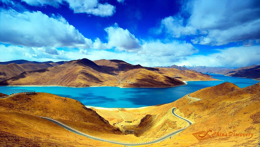 Yamdrotso Lake