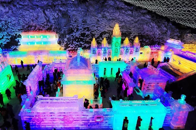 Beijing Longqing Gorge Ice Lantern Festival