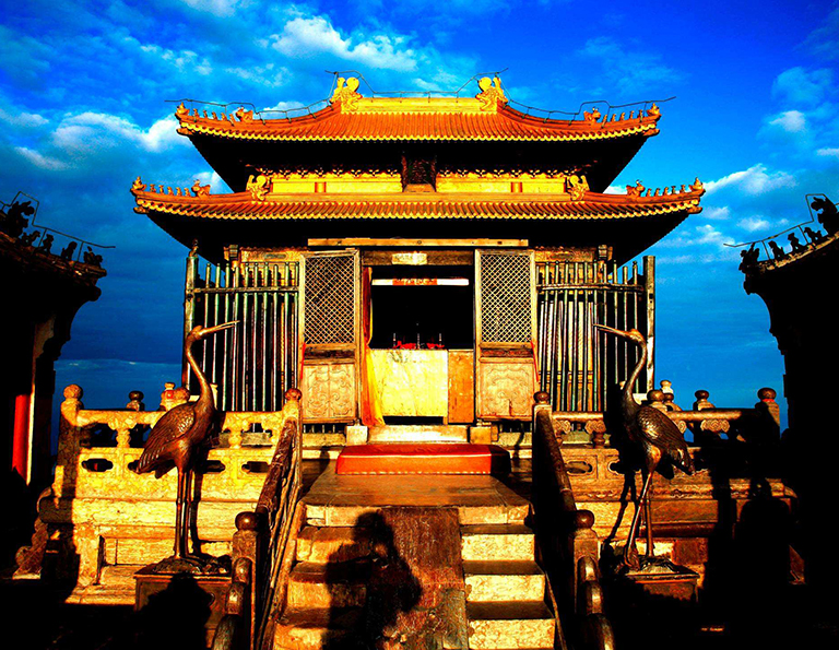 Golden Palace