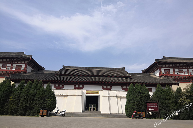 Xian Hanyangling Museum Tomb of Emperor Jingdi