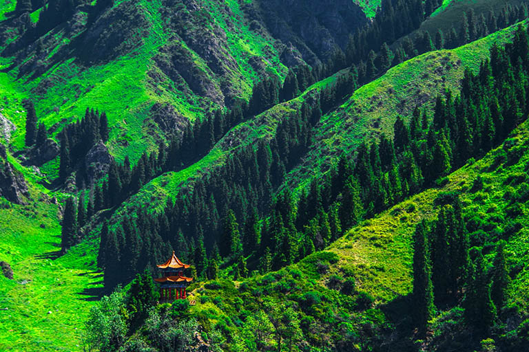 Top Xinjiang Attractions & Things to Do