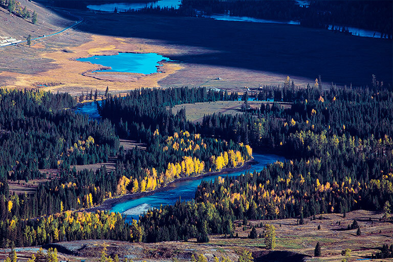 Winding Kanas River in July