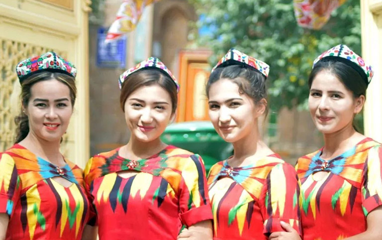 12 Days Epic Silk Road Tour including Qinghai Lake and Zhangye Danxia 2023/2024