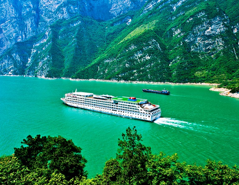 Luxury Yangtze River Cruise