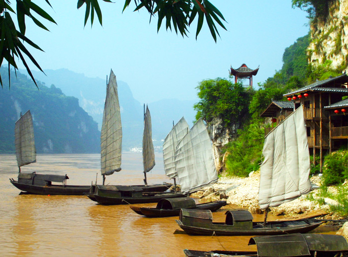 Century Diamond Cruise Reviews