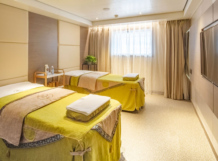 Get Relaxed at Spa & Massage Room on Century Oasis