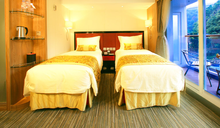 Yangtze River Cruise Room - Century Legend Room