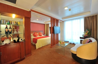 Comfortable & Luxury Accommondation Onboard