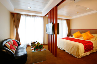 Comfortable & Luxury Accommondation Onboard