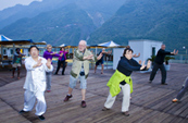 Play Tai Chi on Yangtze Gold