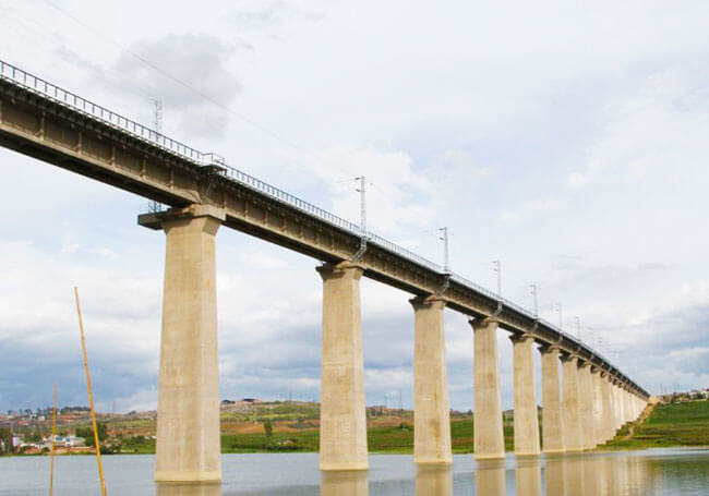 Kunming-North Mengzi Train