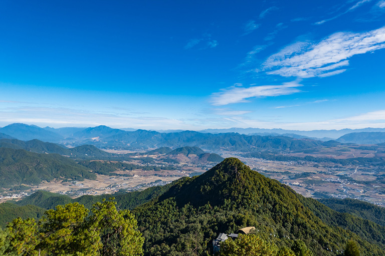 Tengchong Travel Guide