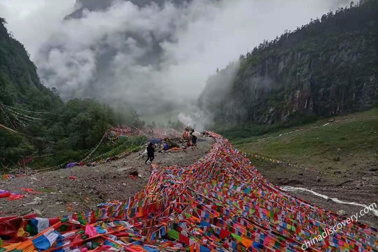 Hiking to the Sacred Waterfall