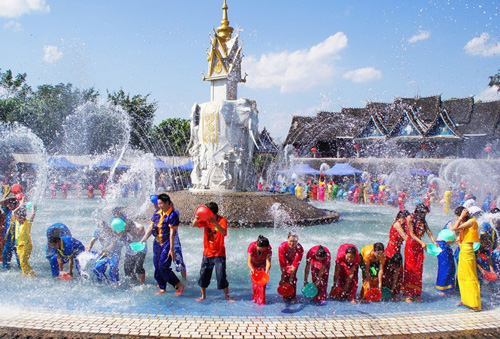 Water-splashing Festival Water-splashing Festival
