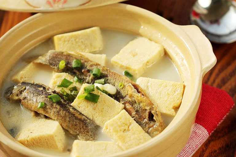 Loach Stewed with Tofu Loach Stewed with Tofu