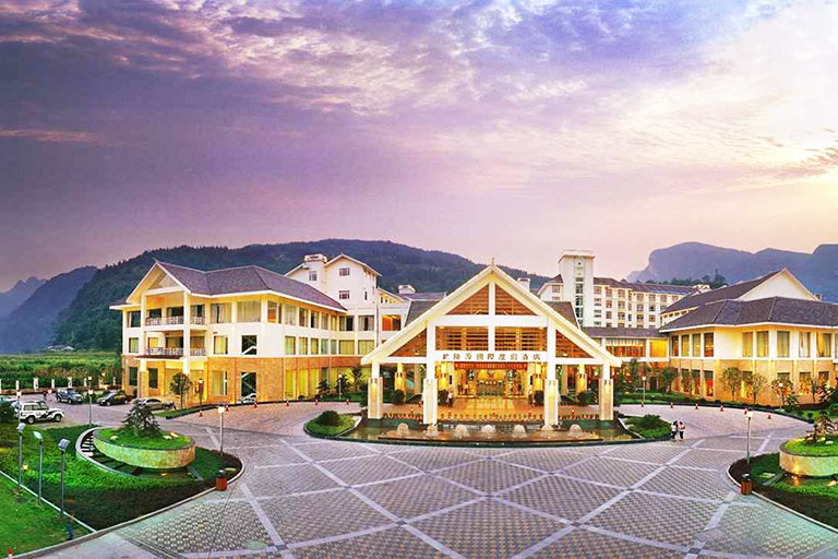 Pullman Hotel at Wulingyuan Downtown Pullman Hotel at Wulingyuan Downtown