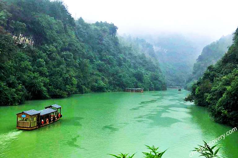 Zhangjiajie Baofeng Lake in Spring