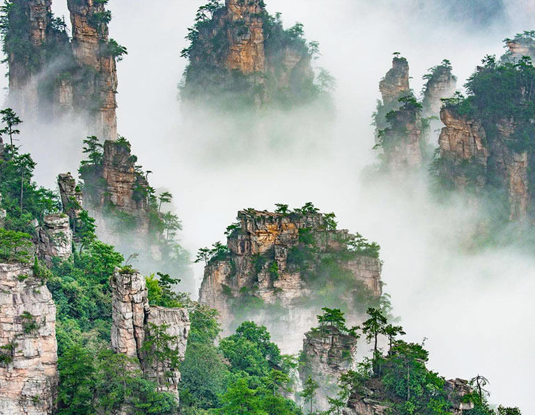 Sea of Clouds of Tianzi Mountain