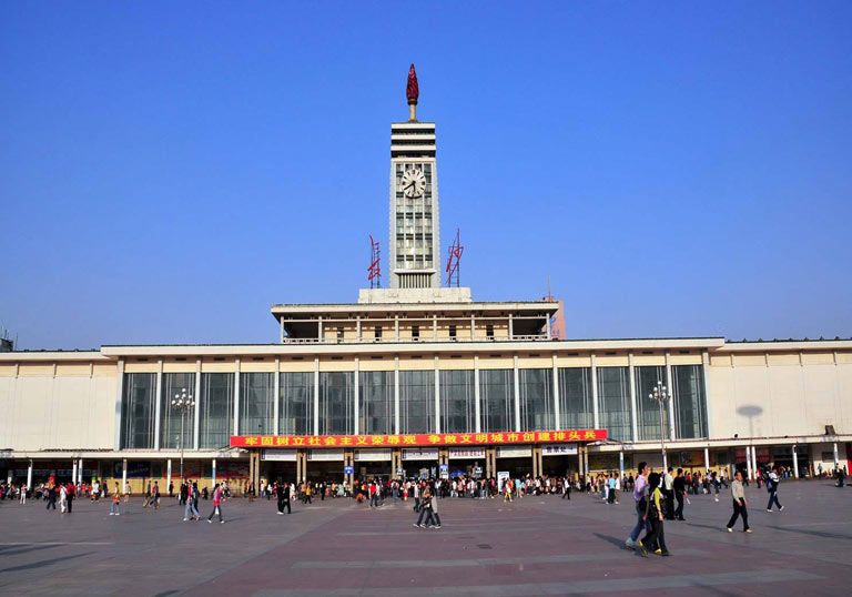 Changsha Railway Station Chengdu to Zhangjiajie