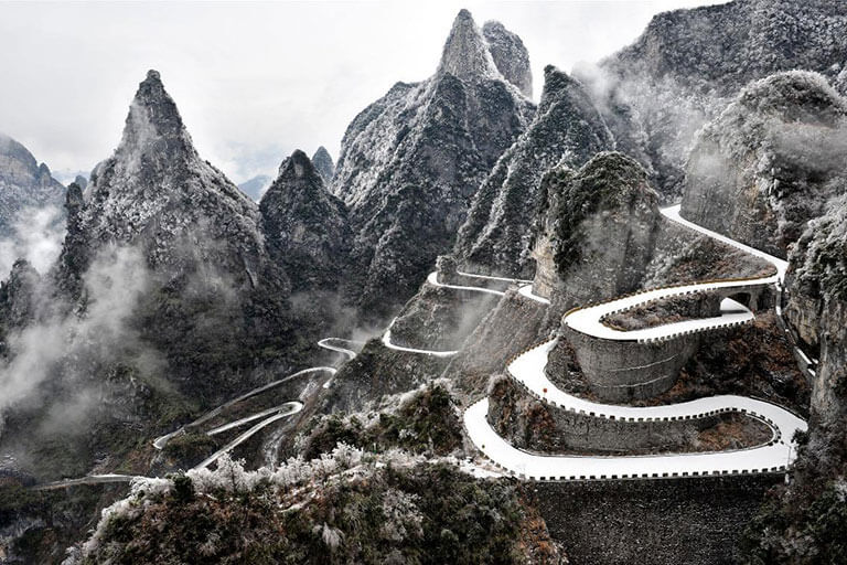 99 Avenue of Tianmen Mountain