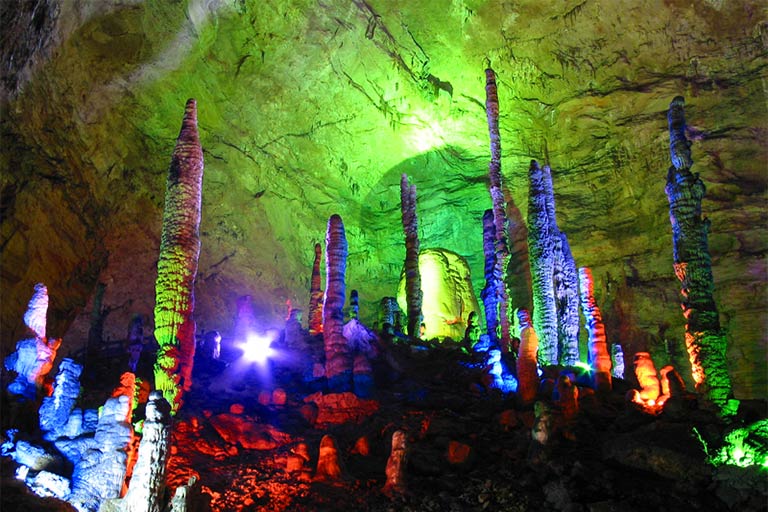Dragon Palace in Yellow Dragon Cave Yellow Dragon Cave