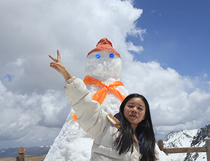 China Travel Consultant Kelly