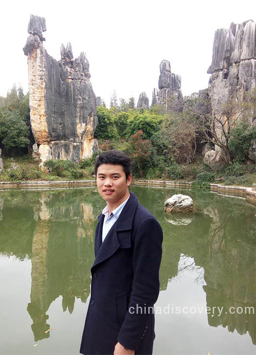Wonder in Kunming Stone Forest Wonder in Kunming Stone Forest